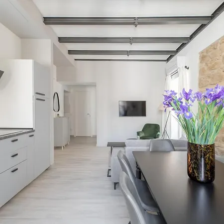 Апартаменты Saint Peter Elegant And Charming *