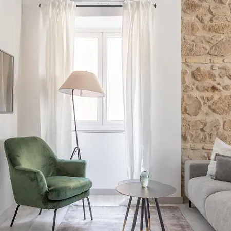 Saint Peter Elegant And Charming *