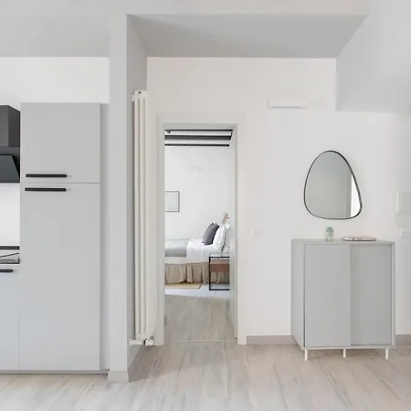 Saint Peter Elegant And Charming 로마