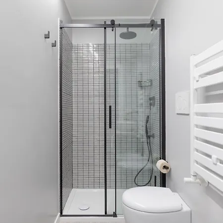 Saint Peter Elegant And Charming 로마